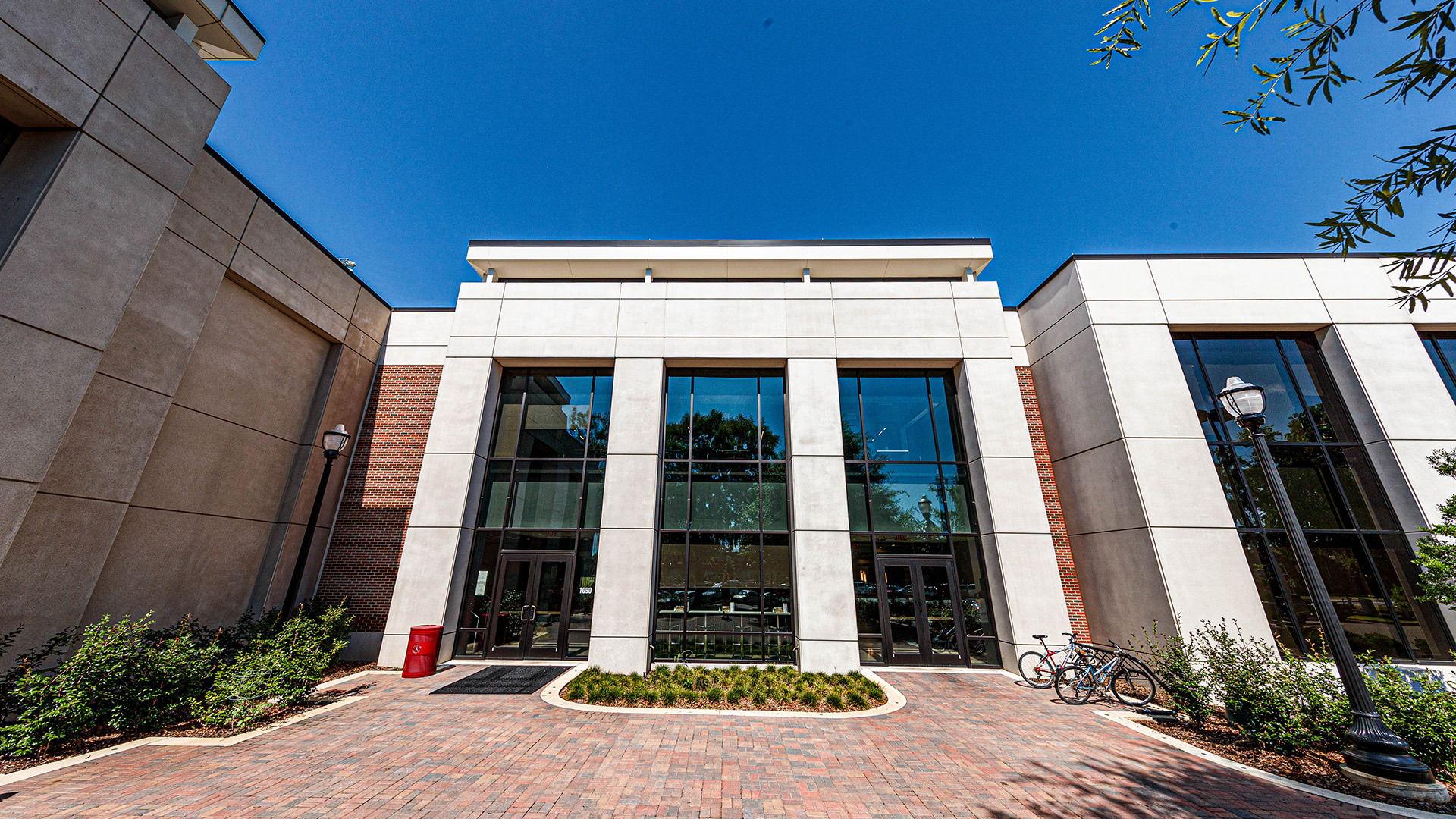 Alabama Athletics Dining Facility